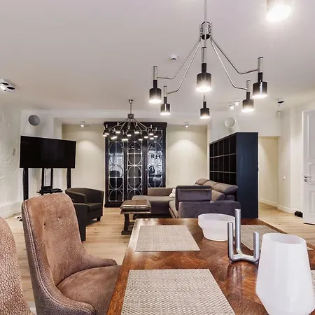 Millionaire Apartman